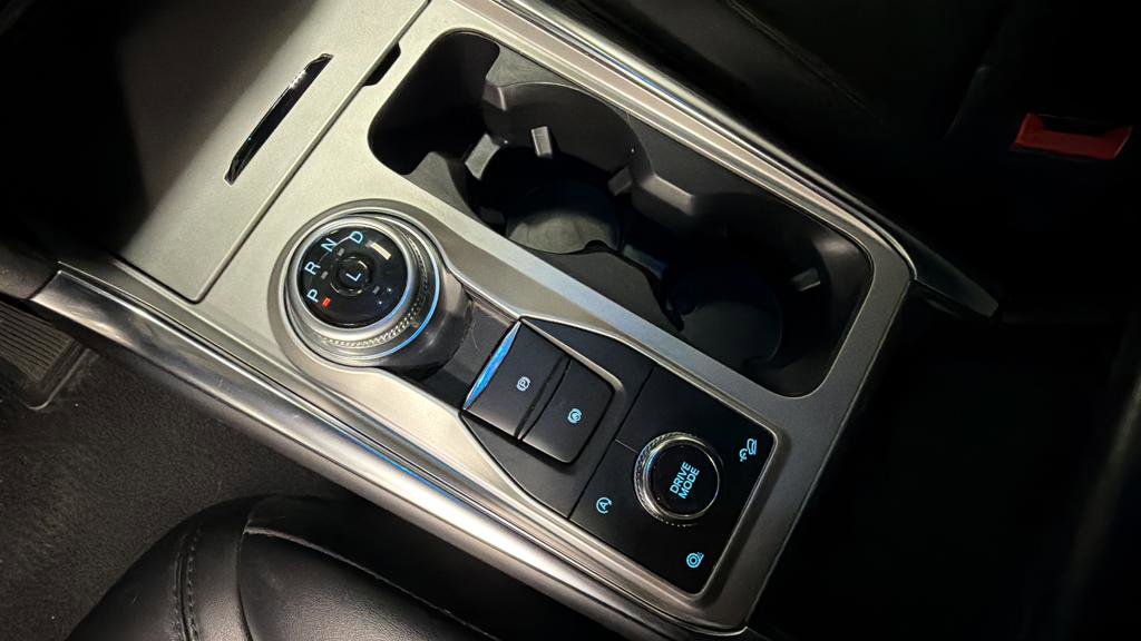 Used 2022 Ford Explorer Platinum w/ Equipment Group 601A image 23