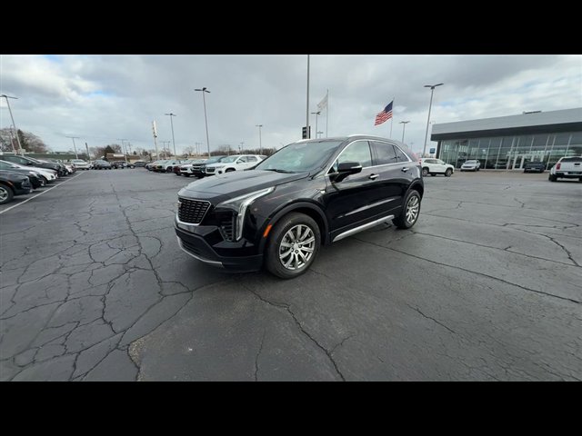Certified 2023 Cadillac XT4 Premium Luxury w/ Cold Weather Package image 4