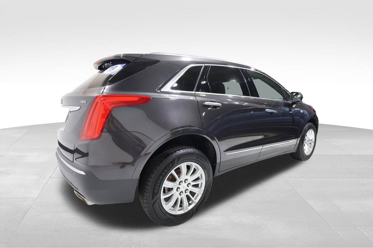 Used 2019 Cadillac XT5 FWD image 4