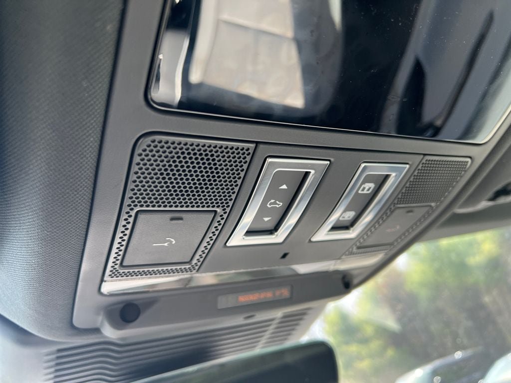 New 2026 Land Rover Range Rover Evoque S AWD/4WD image 21