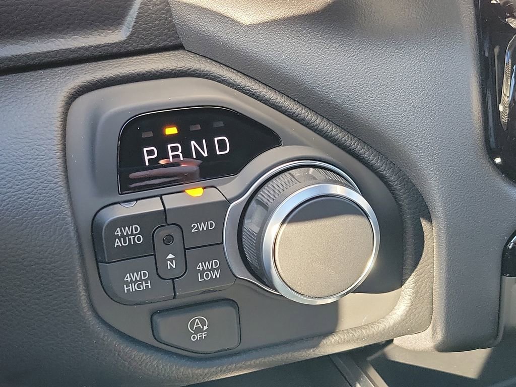 New 2026 RAM 1500 Big Horn w/ Night Edition image 18