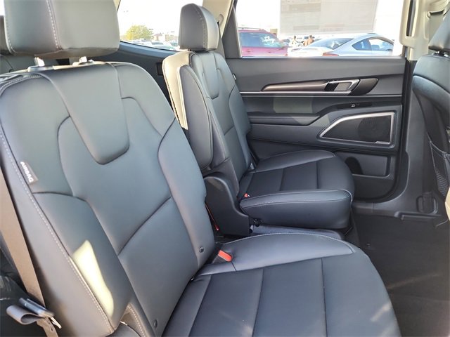 New 2025 Kia Telluride S image 18