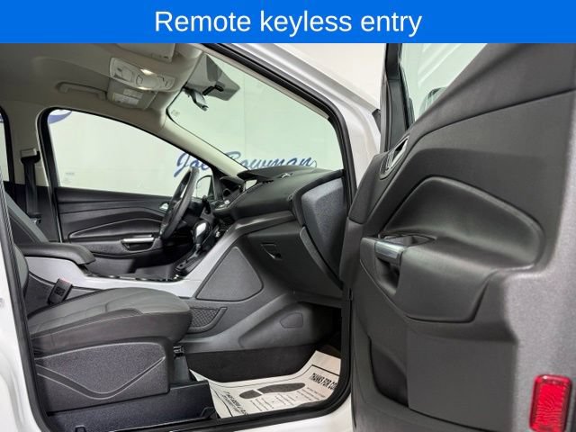 Used 2016 Ford Escape SE w/ Equipment Group 201A AWD/4WD image 15