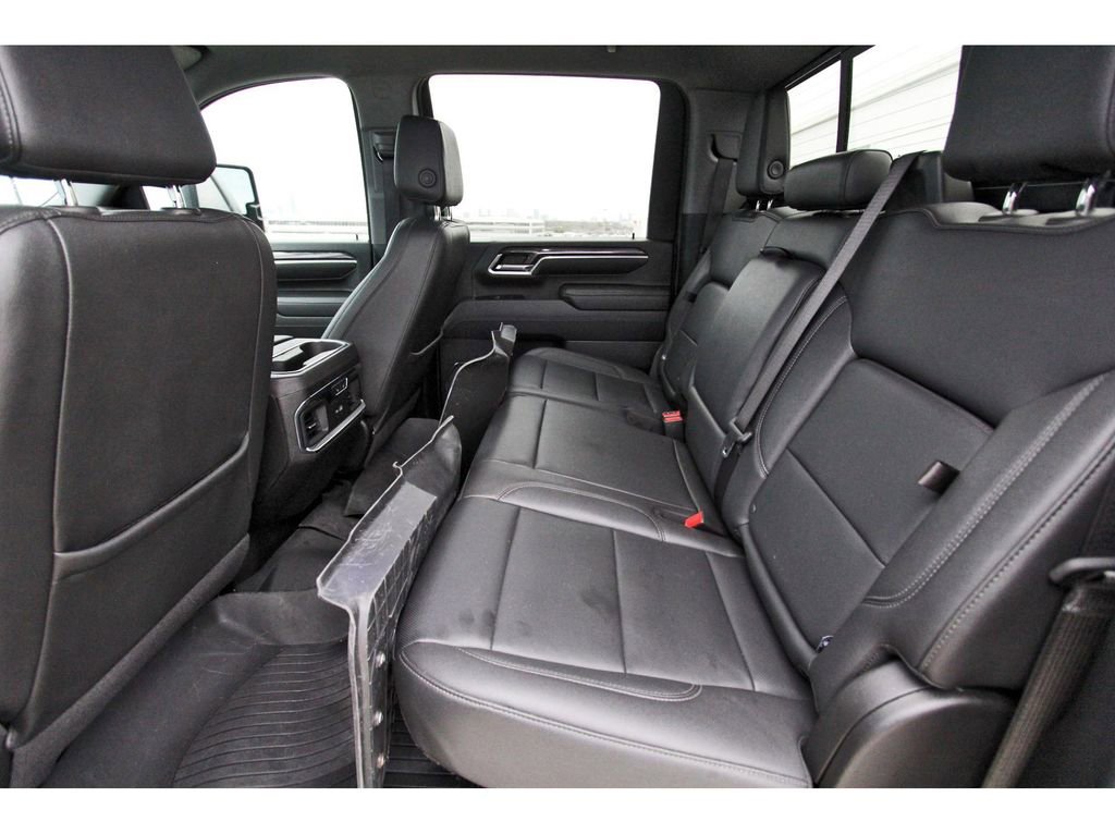 Used 2024 Chevrolet Silverado 2500 LTZ w/ LTZ Texas Edition image 7