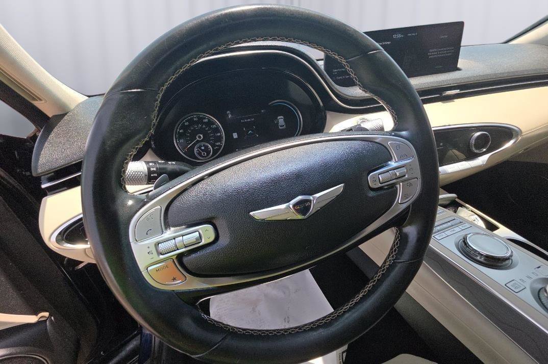 Used 2023 Genesis GV70 2.5T w/ Advanced Package AWD/4WD image 10