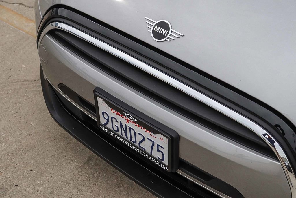 Used 2024 MINI Cooper 4-Door Hardtop FWD image 11