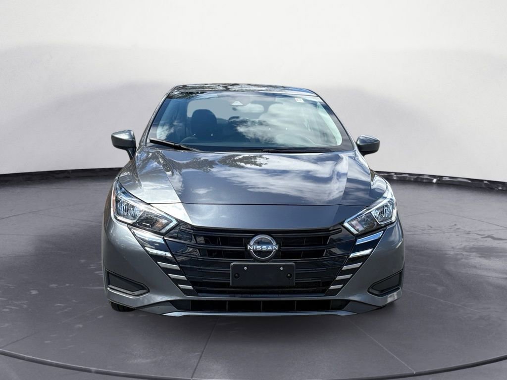 Used 2023 Nissan Versa SV image 8