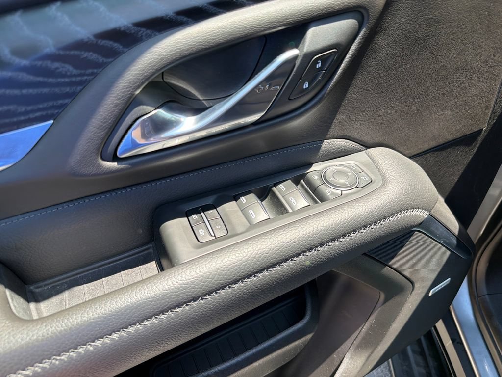 Used 2021 GMC Yukon Denali RWD image 18