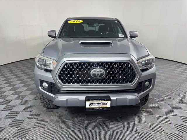 Used 2019 Toyota Tacoma TRD Sport image 8