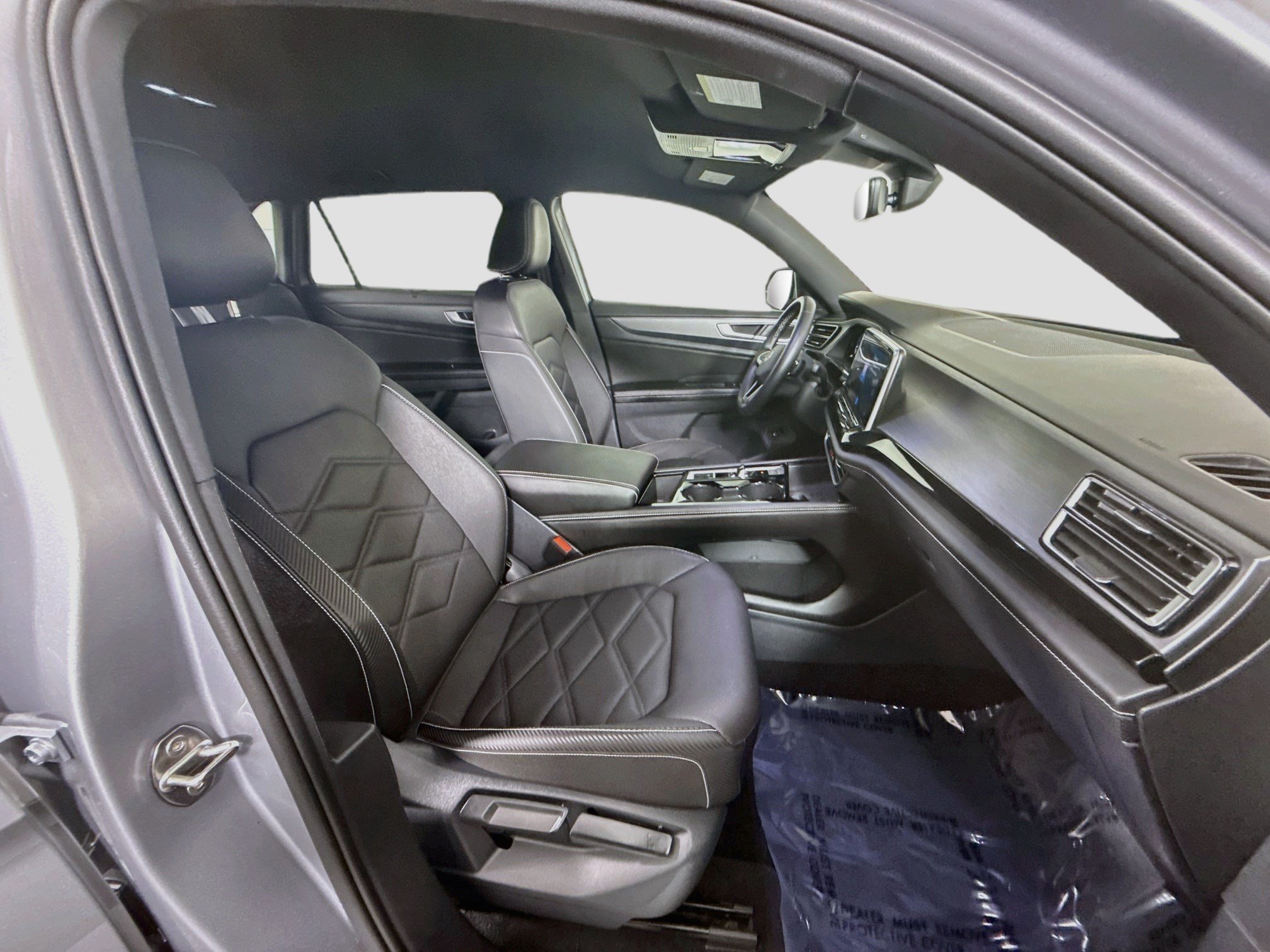 Used 2026 Volkswagen Atlas Cross Sport SE FWD image 29