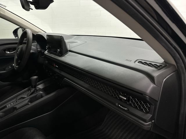 Used 2024 Honda Accord EX image 23