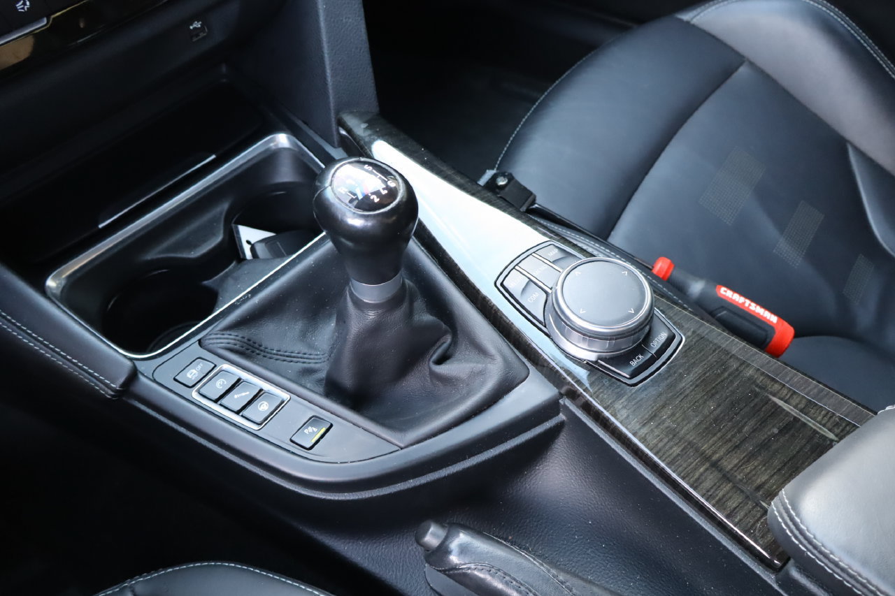 Used 2017 BMW M3 RWD image 24