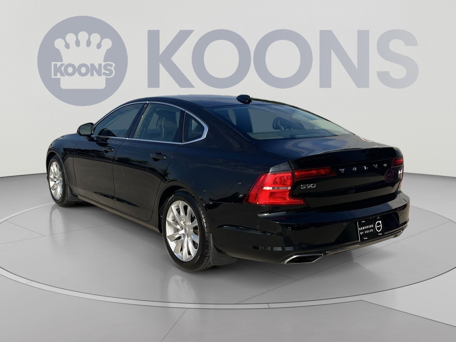 Used 2017 Volvo S90 T6 Momentum w/ Vision Package AWD/4WD image 4