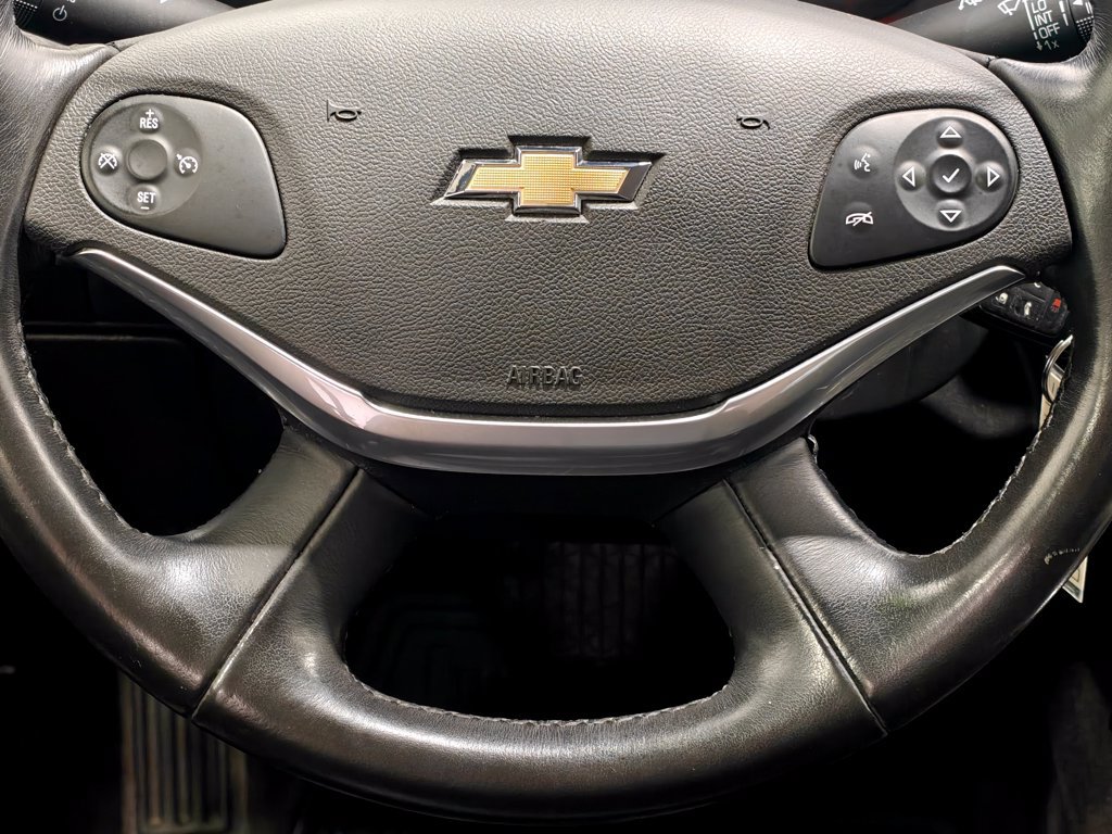 Used 2016 Chevrolet Impala LT w/ Convenience Package FWD image 5