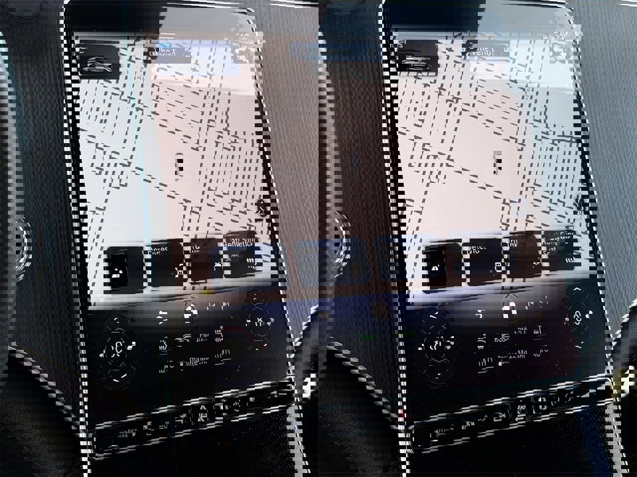 Used 2023 Mercedes-Benz EQE 500 4MATIC Sedan image 16