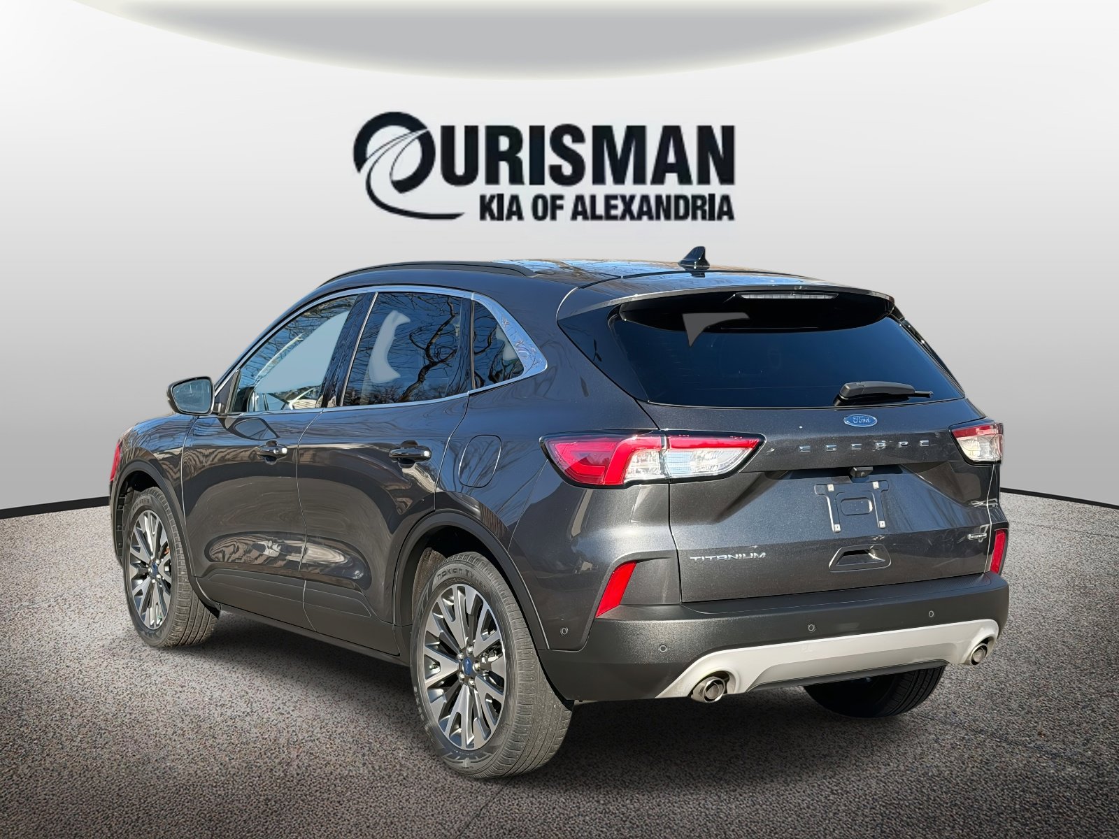 Used 2020 Ford Escape Titanium image 21