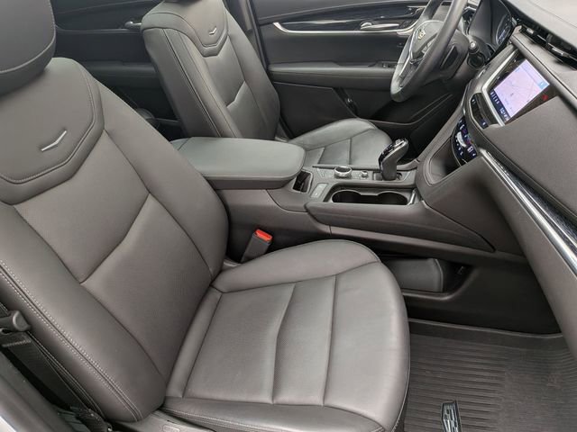 Certified 2023 Cadillac XT5 Premium Luxury w/ LPO, Floor Liner Package image 27