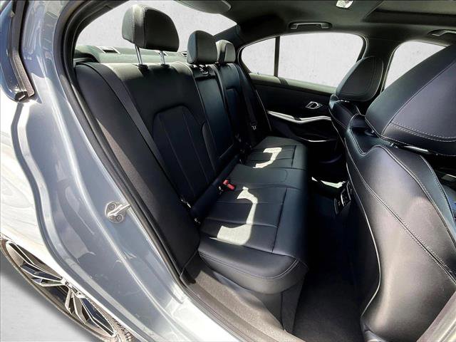 Used 2024 BMW M340i w/ Driving Assistance Package image 29