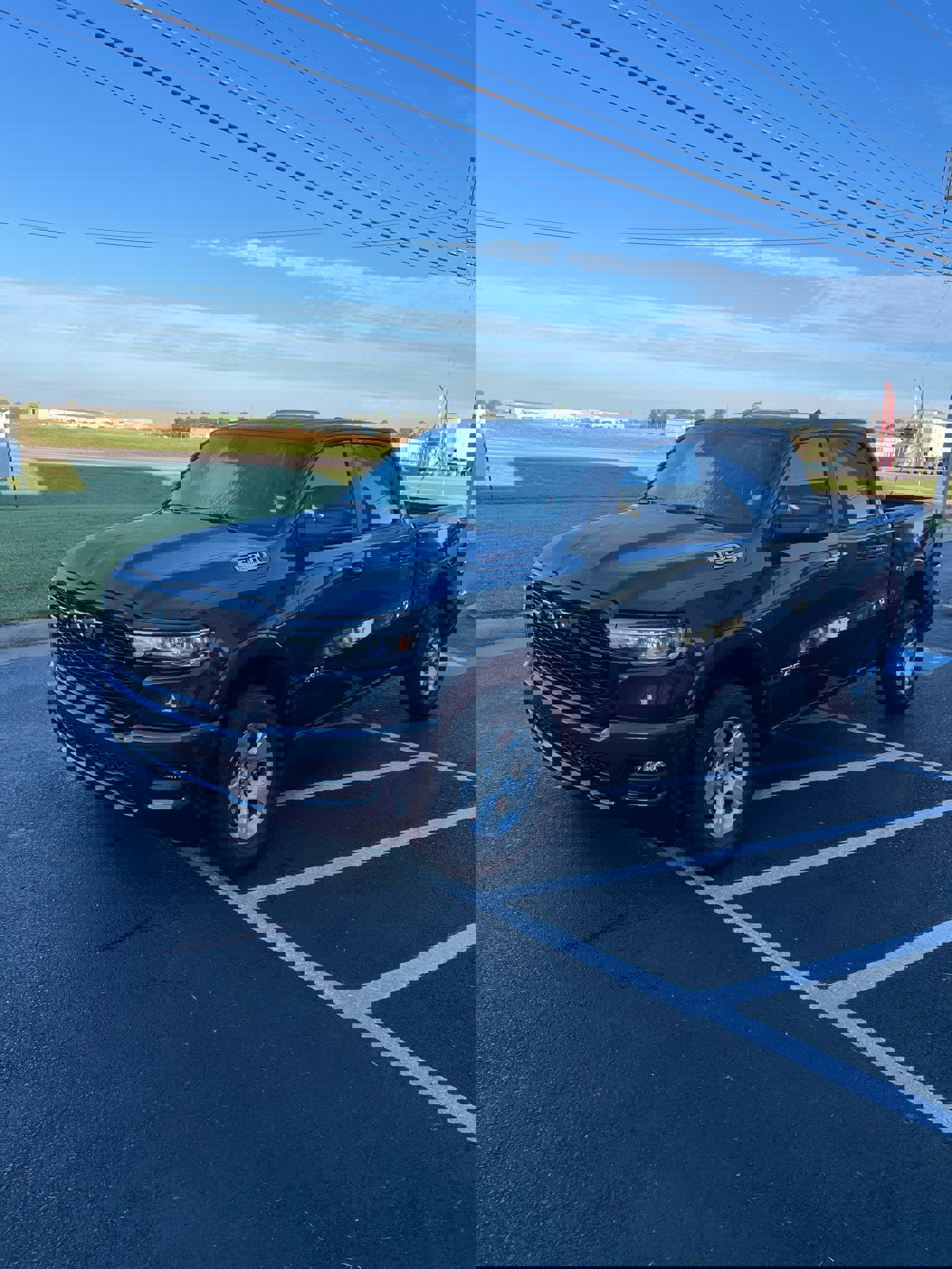 New 2026 RAM 1500 4x4 Crew Cab image 2