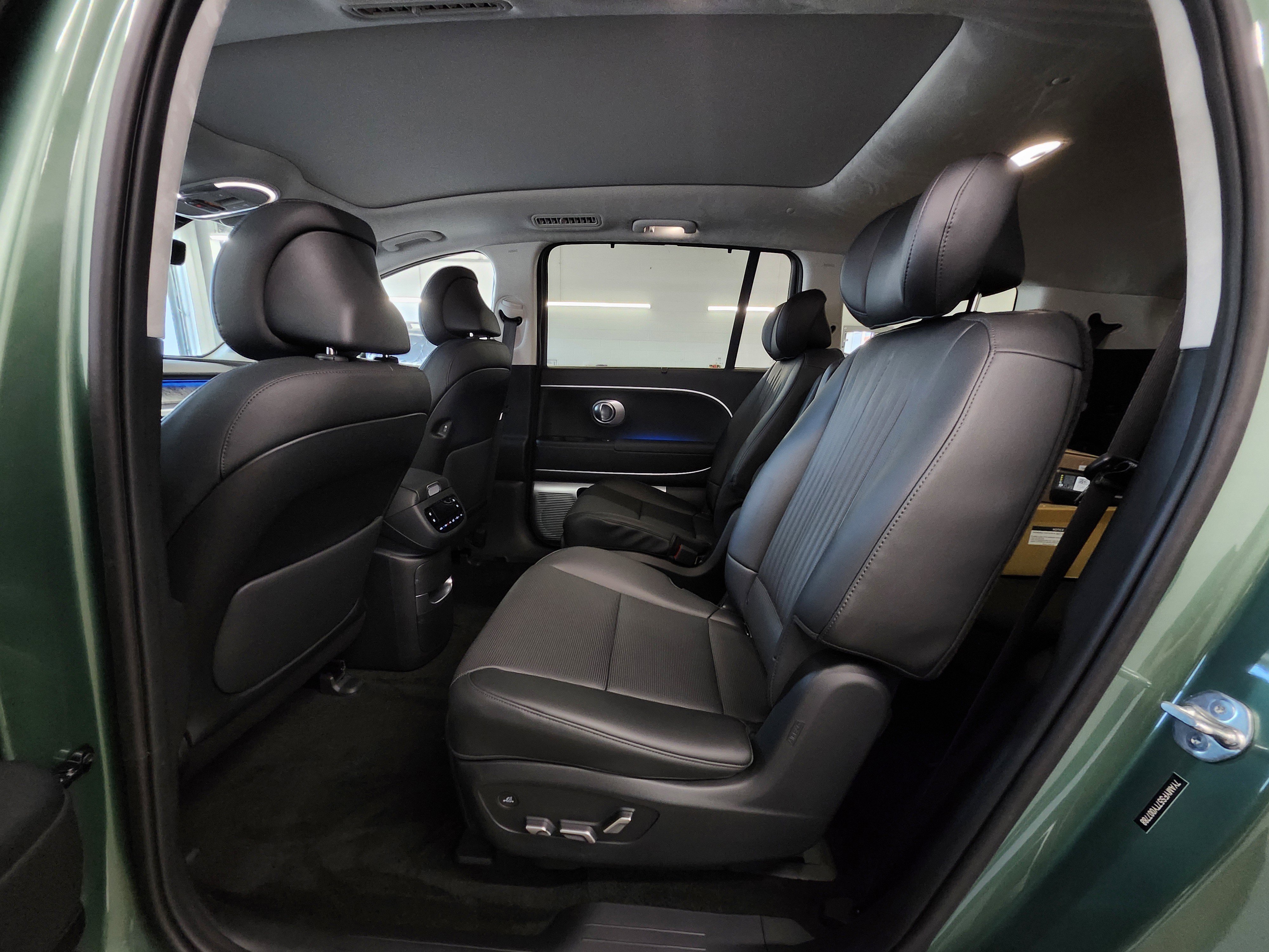 New 2026 Hyundai Ioniq 9 Calligraphy image 15