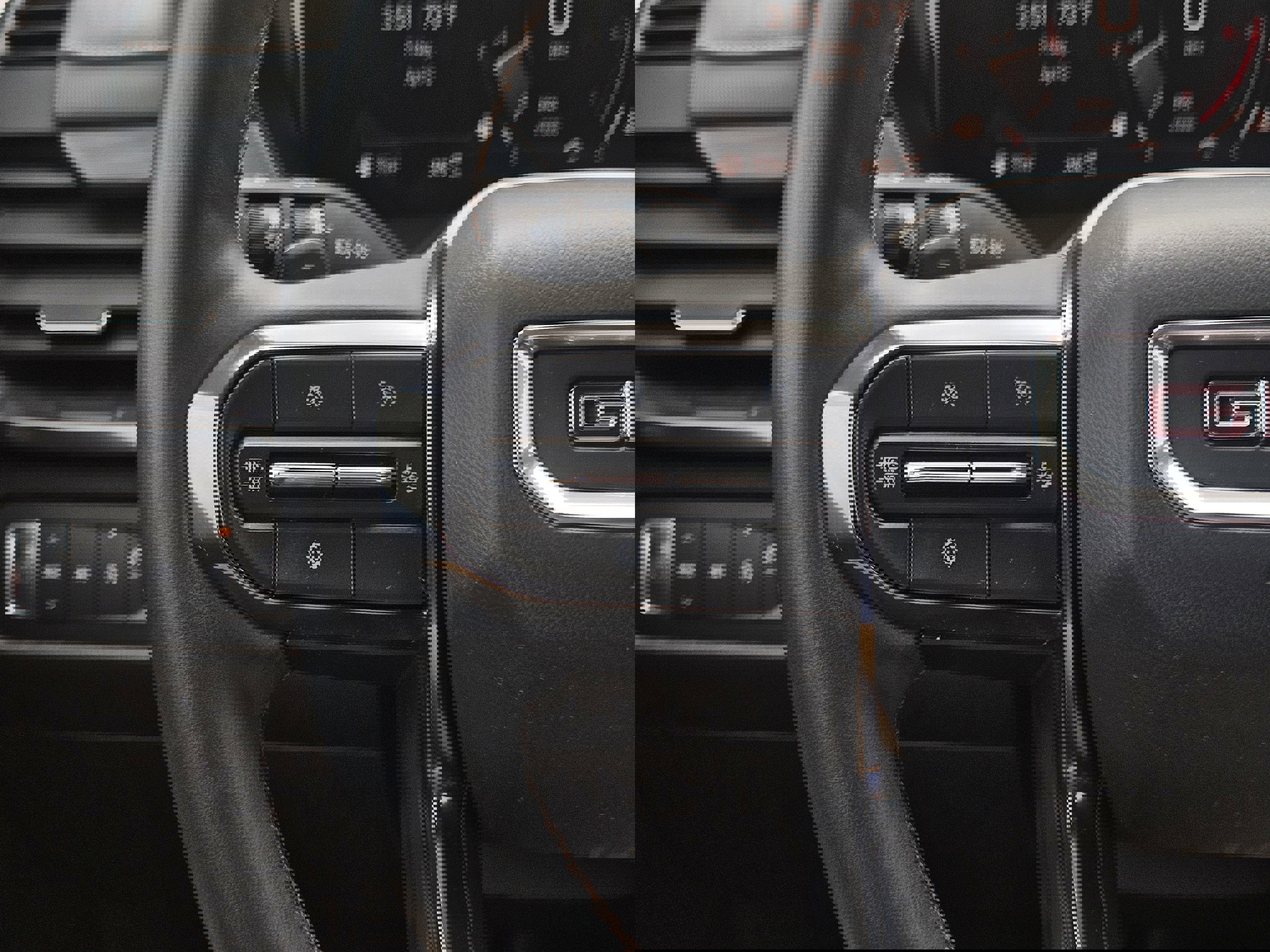 Used 2025 GMC Acadia AT4 AWD/4WD image 17