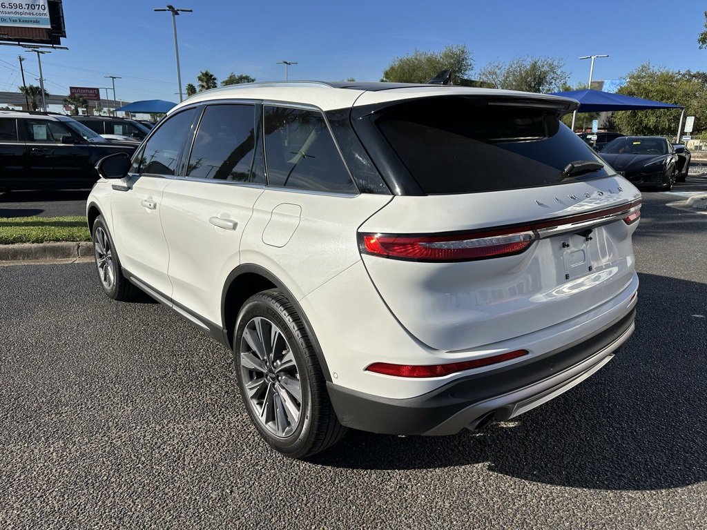 Used 2022 Lincoln Corsair Reserve w/ Elements Package image 4