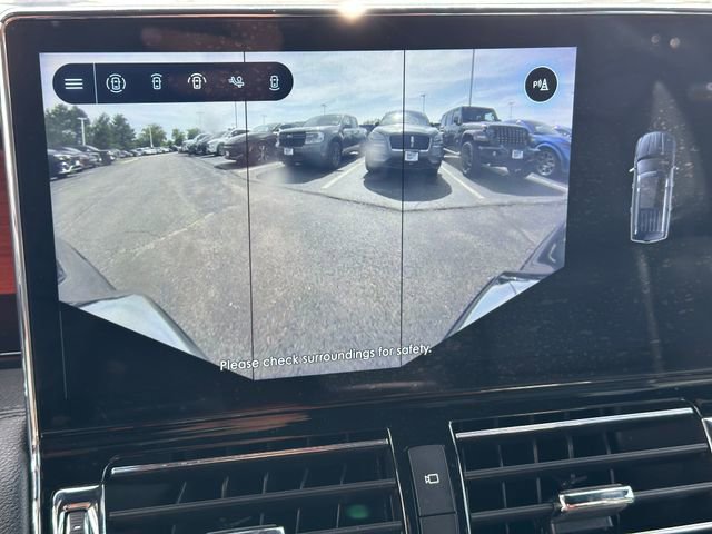 Used 2022 Lincoln Navigator Reserve image 32