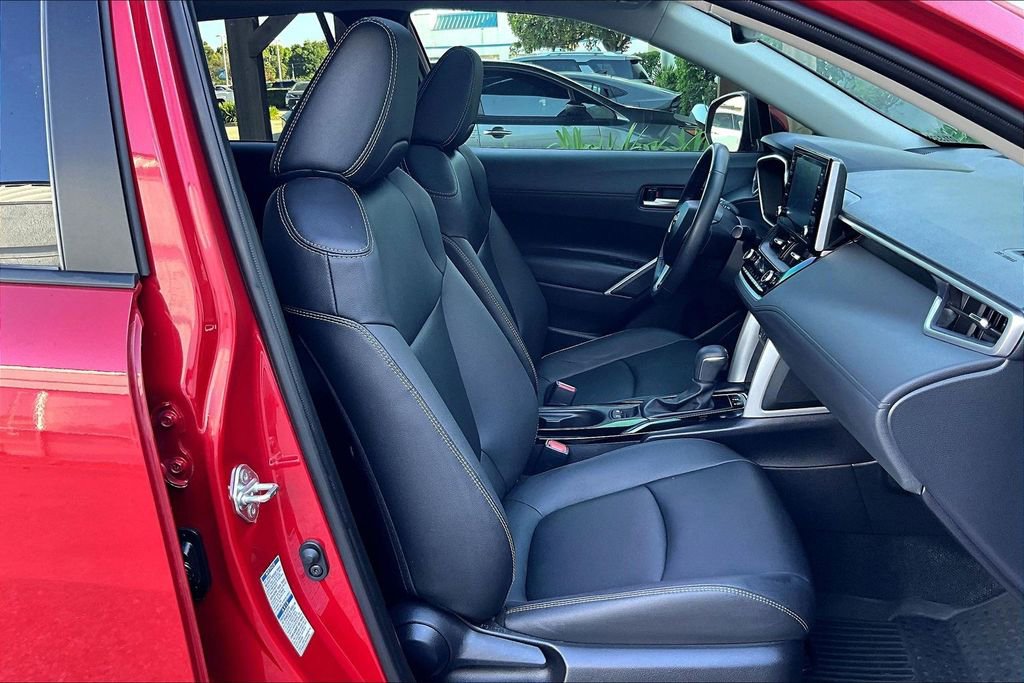 Certified 2022 Toyota Corolla Cross XLE w/ Convenience Package image 29