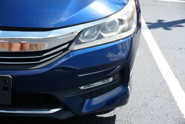 Used 2016 Honda Accord Sport image 6