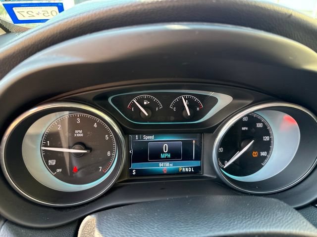 Used 2017 Buick Envision Essence FWD image 16