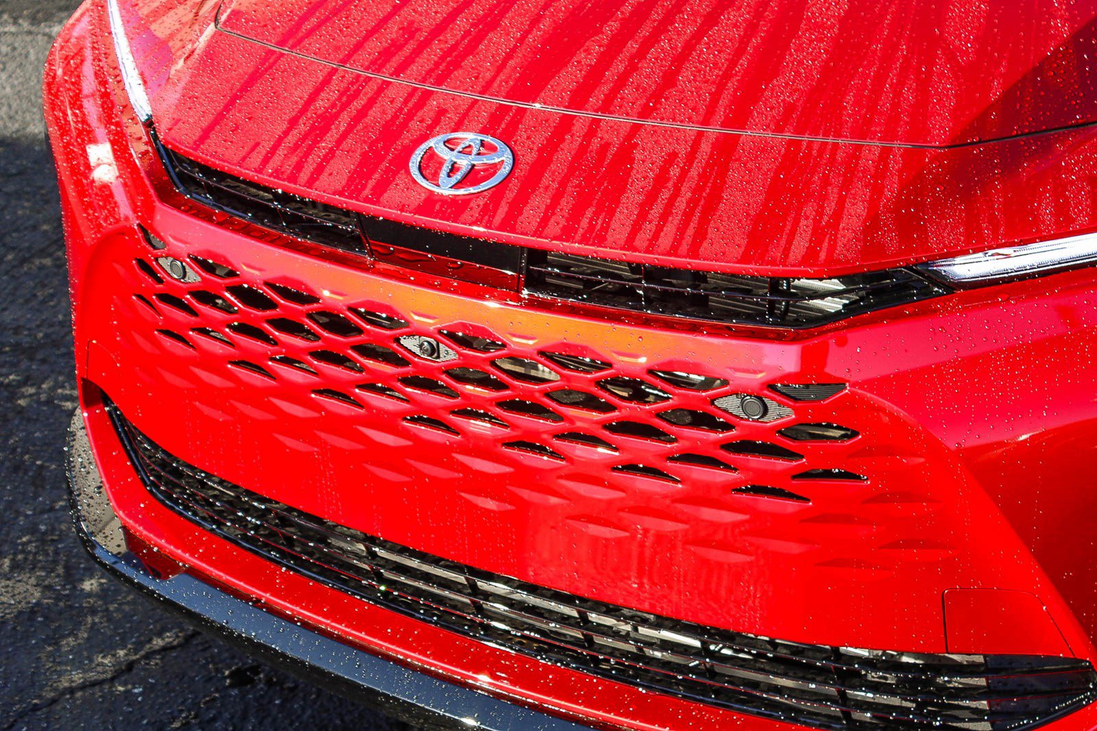 New 2025 Toyota Crown Signia Limited image 6