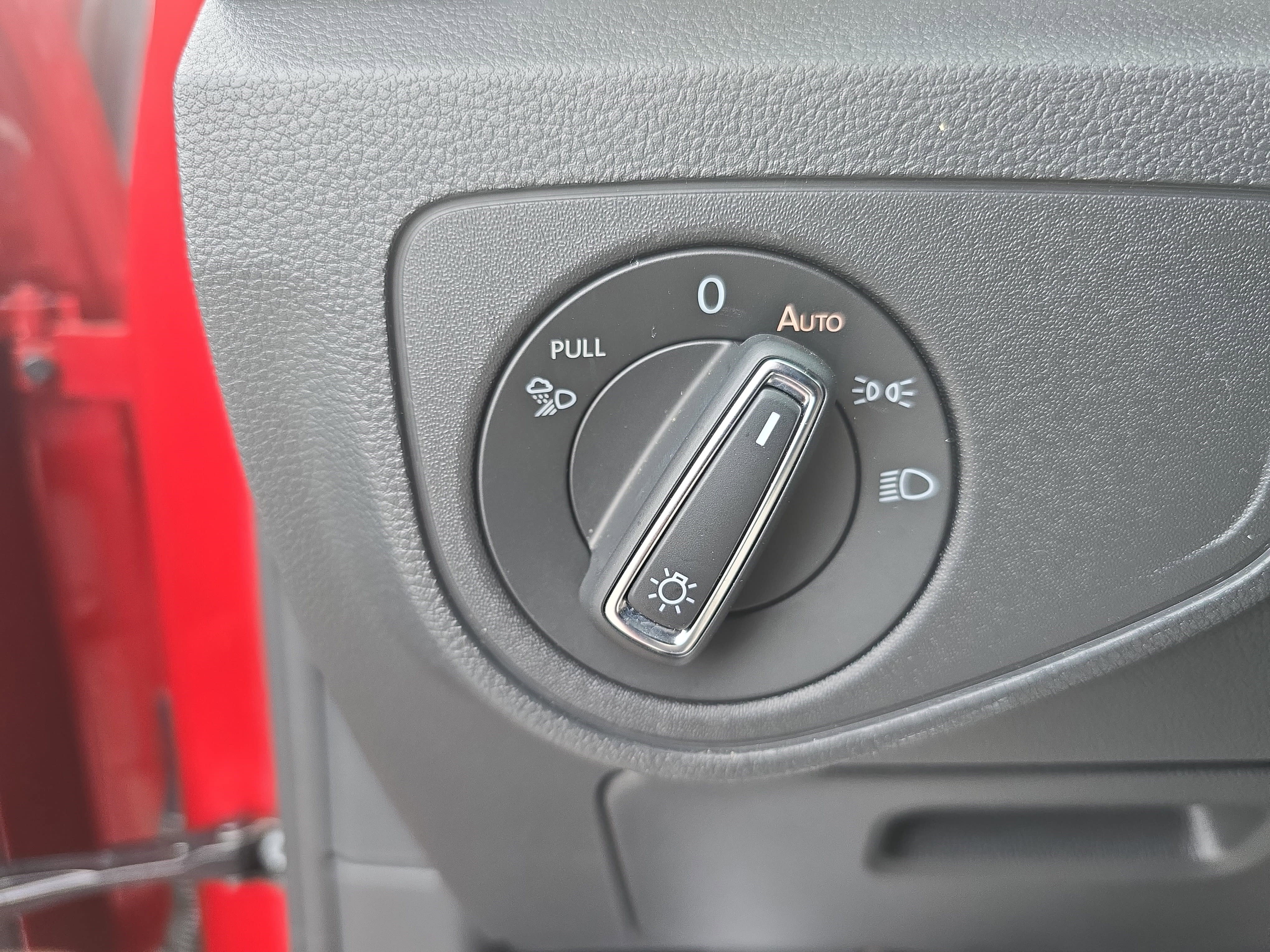 Used 2020 Volkswagen Atlas Cross Sport SEL Premium R-Line image 25