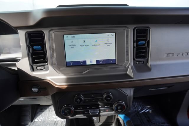 Used 2023 Ford Bronco Outer Banks image 28
