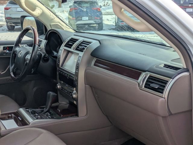 Used 2017 Lexus GX 460 Luxury w/ Sport Design Package image 37