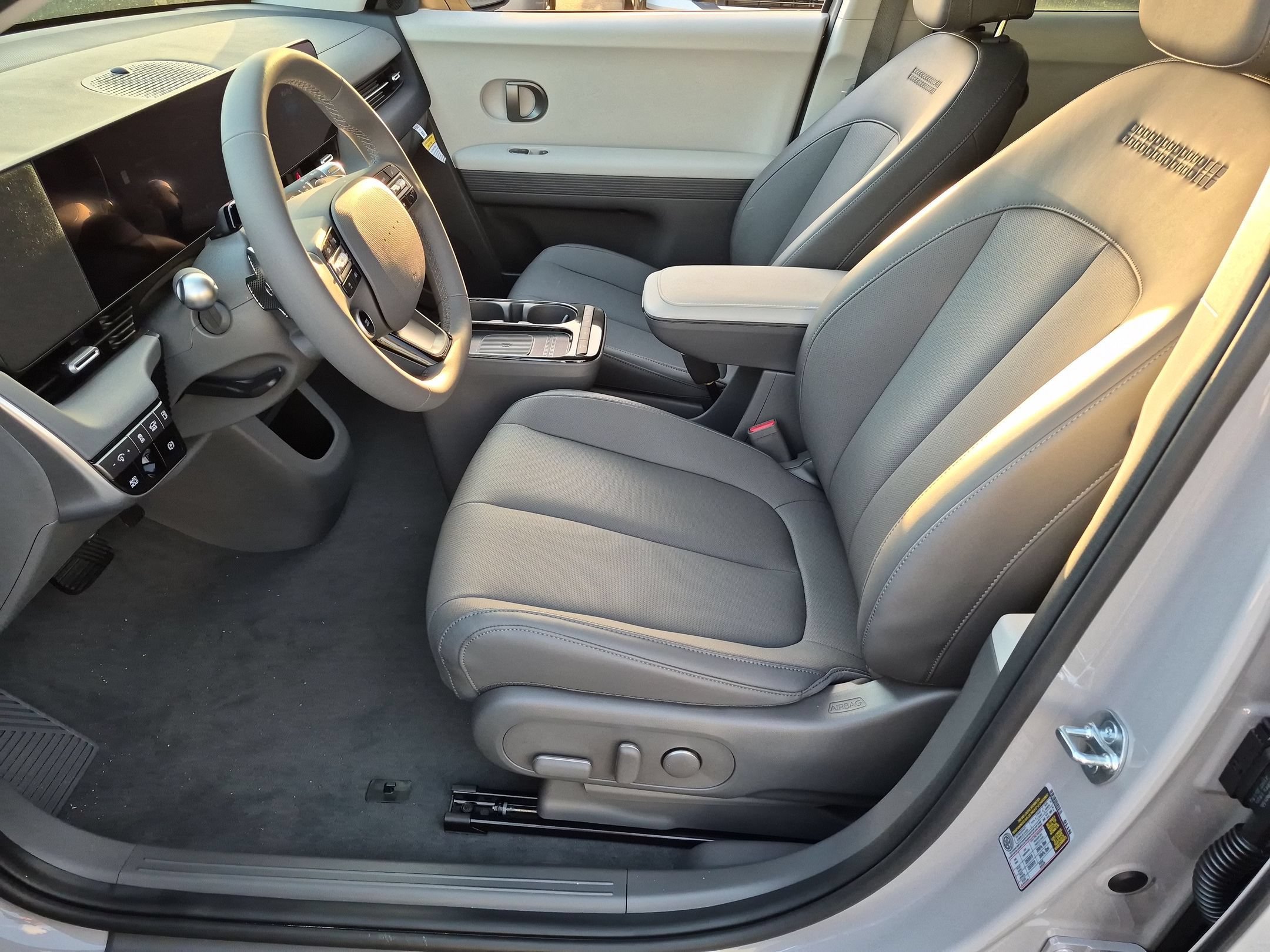 New 2027 Hyundai Ioniq 5 SEL RWD image 13