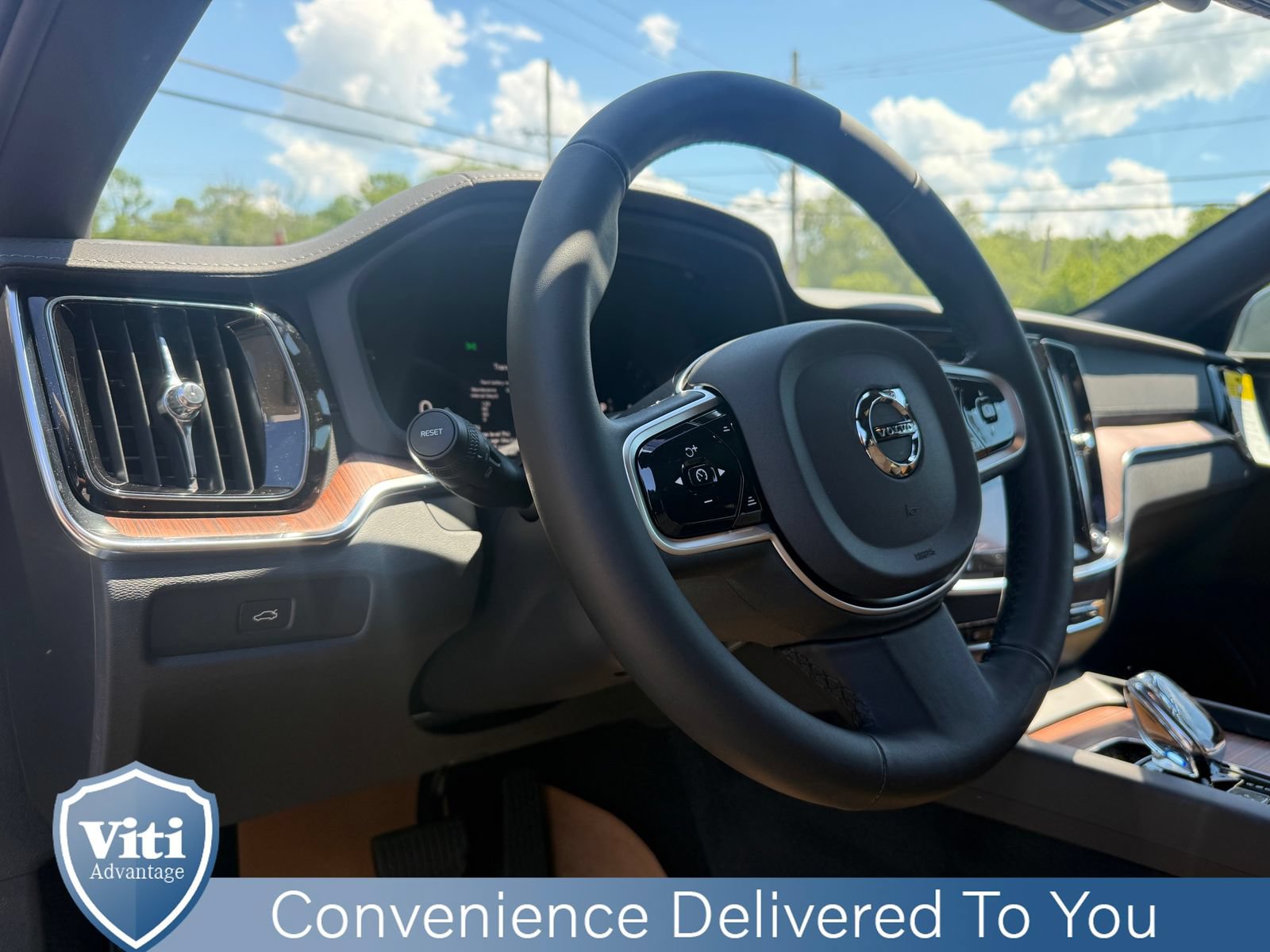 New 2026 Volvo V60 B5 Cross Country Ultra w/ Climate Package AWD/4WD image 12