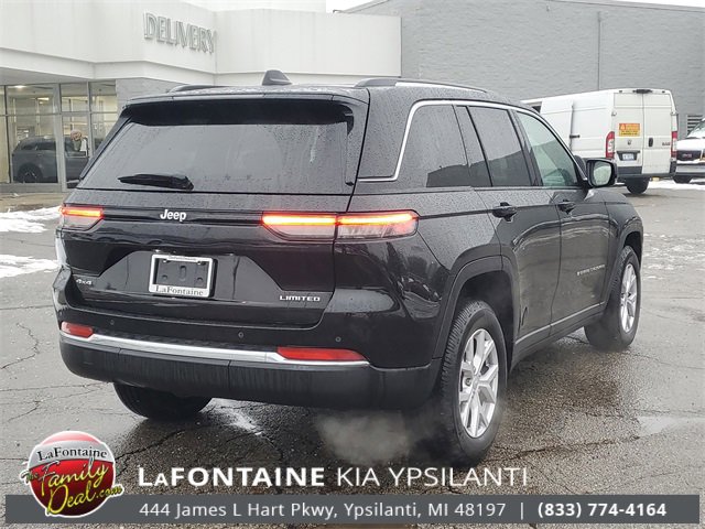 Used 2022 Jeep Grand Cherokee Limited image 4