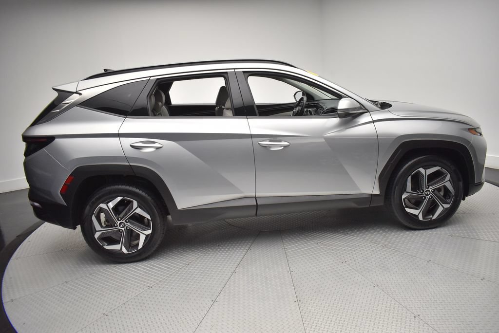 Used 2023 Hyundai Tucson Limited AWD/4WD image 4