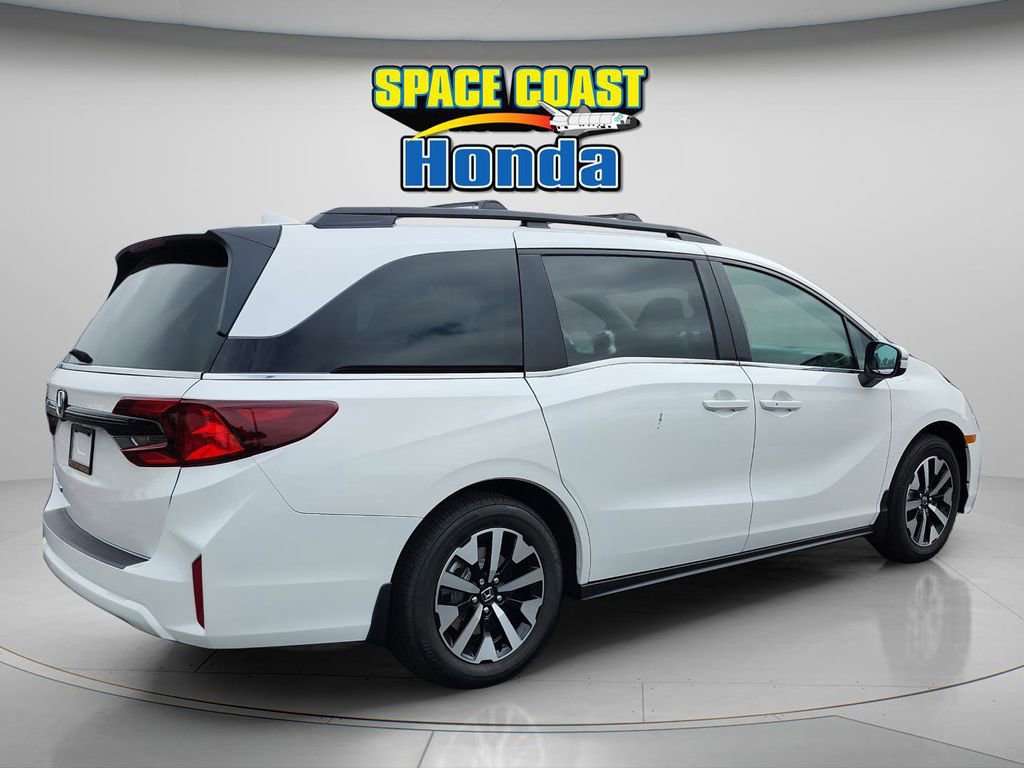 New 2026 Honda Odyssey EX-L image 3