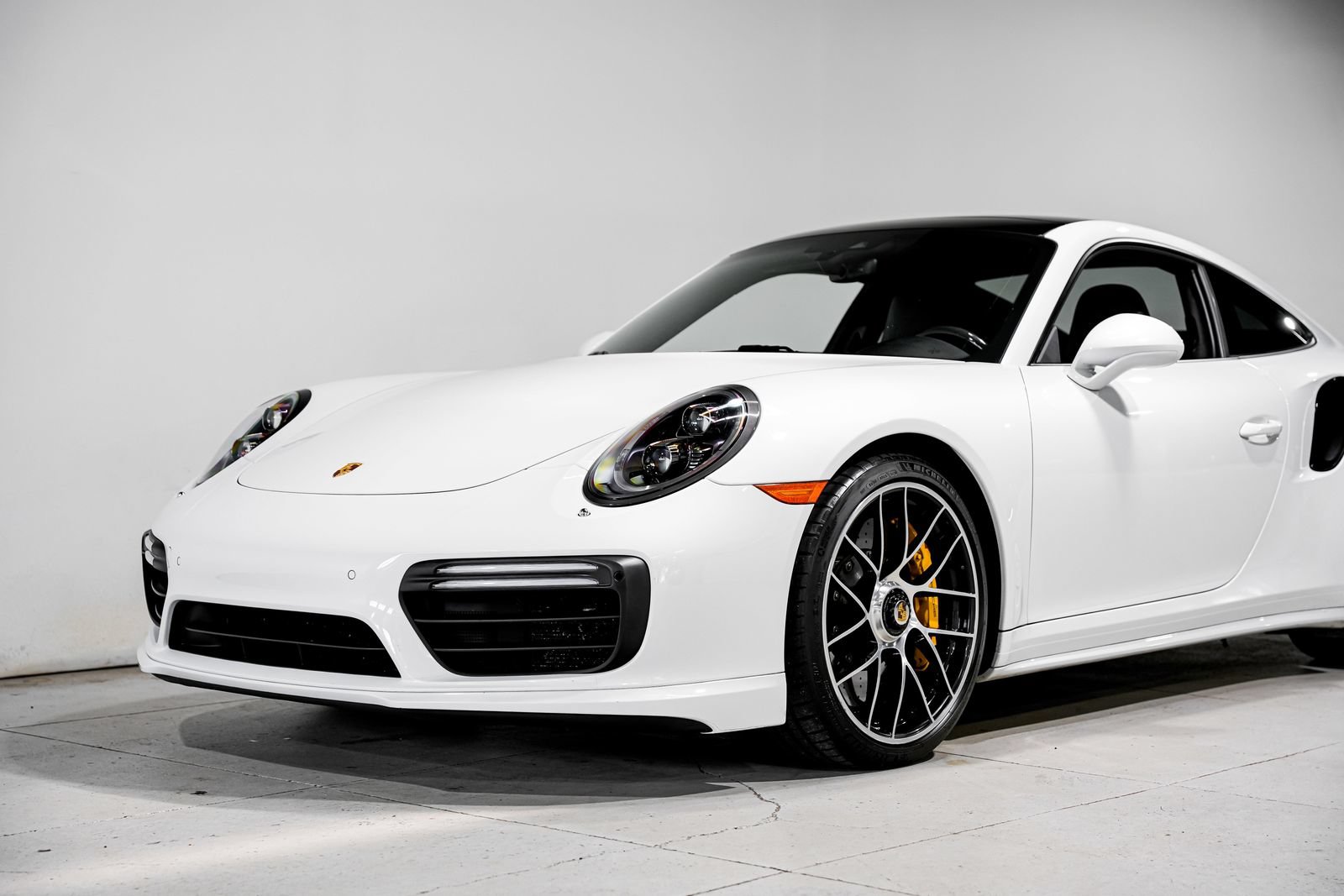 Used 2018 Porsche 911 Turbo S AWD/4WD image 33