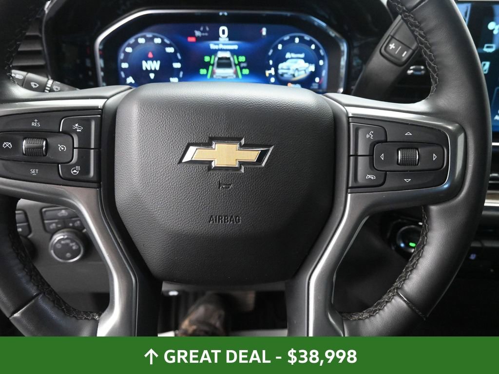 Used 2025 Chevrolet Silverado 1500 LT image 39