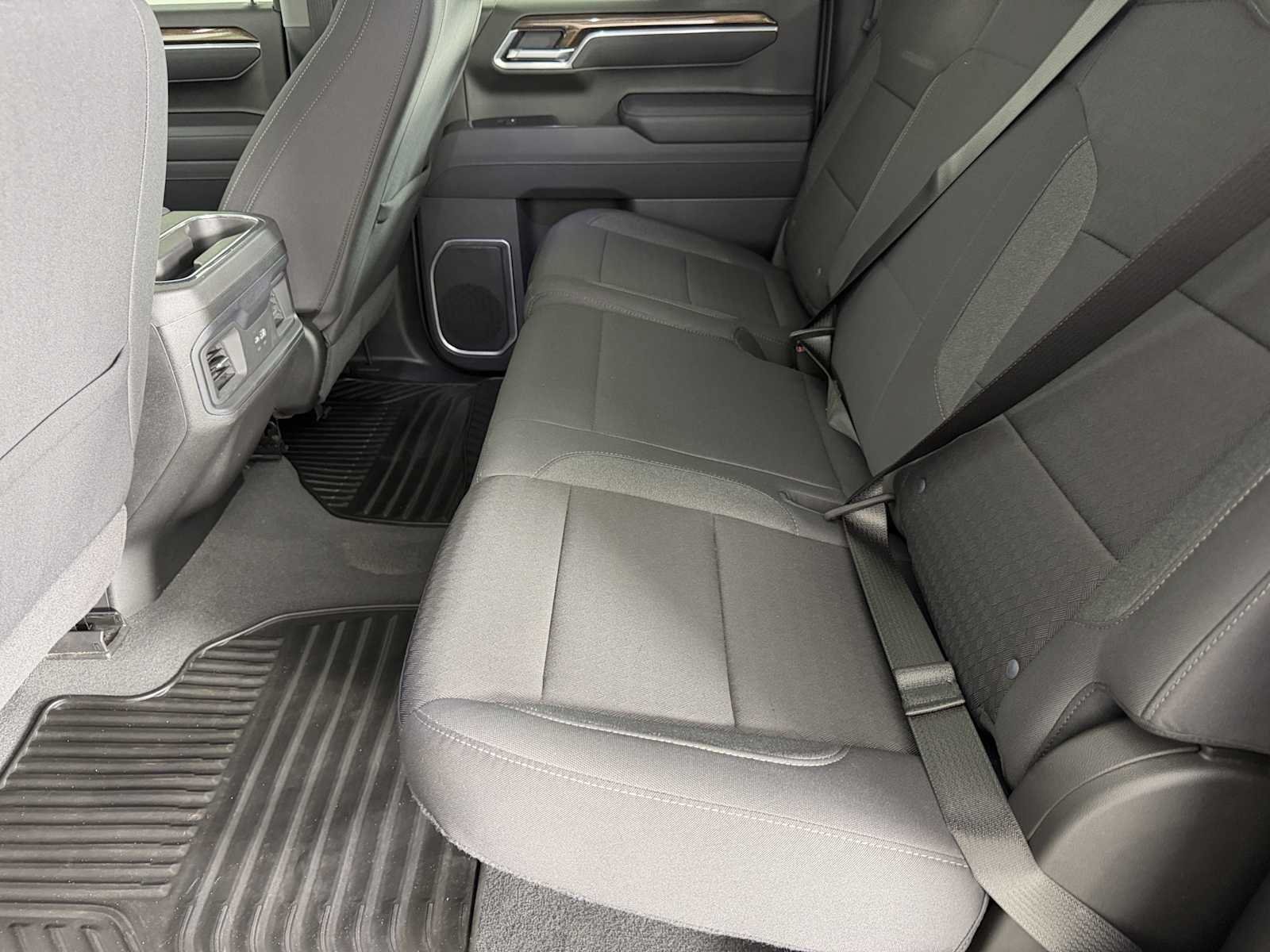 Used 2025 Chevrolet Silverado 1500 RST w/ Convenience Package II RWD image 18