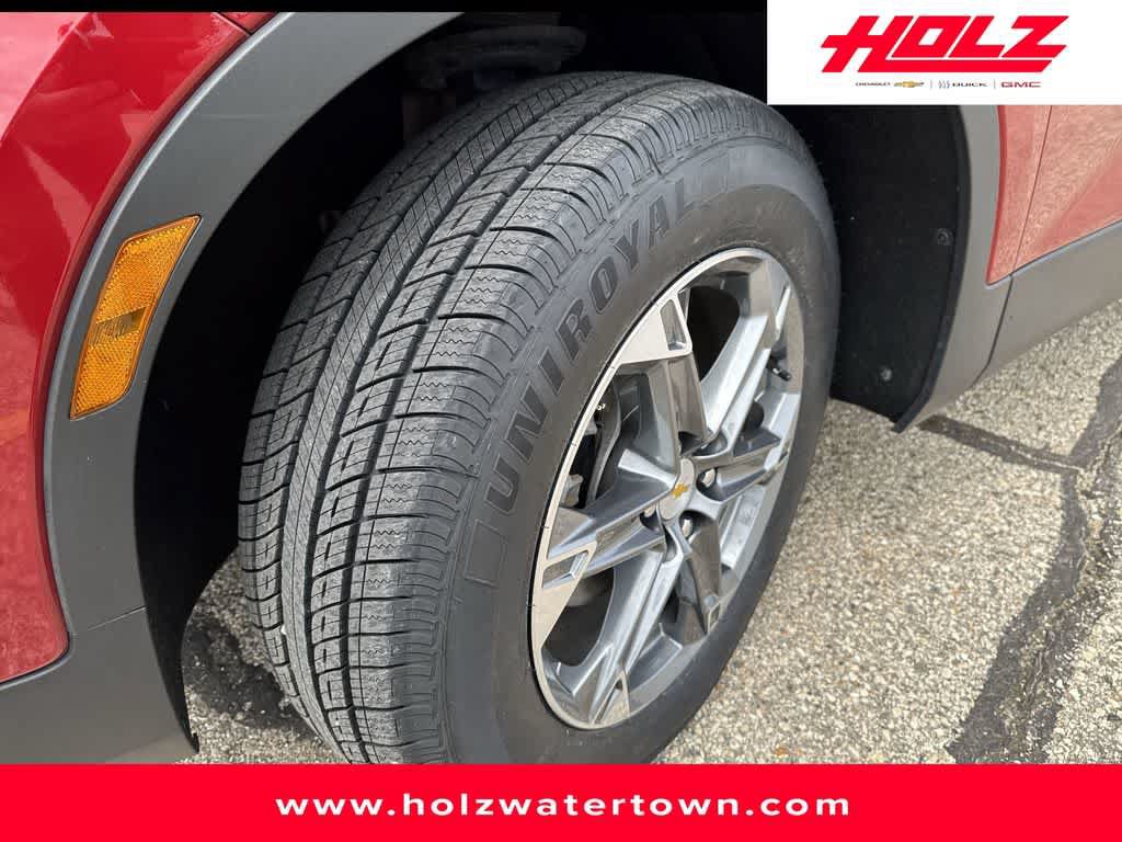 Certified 2024 Chevrolet Blazer LT w/ Convenience Package AWD/4WD image 3