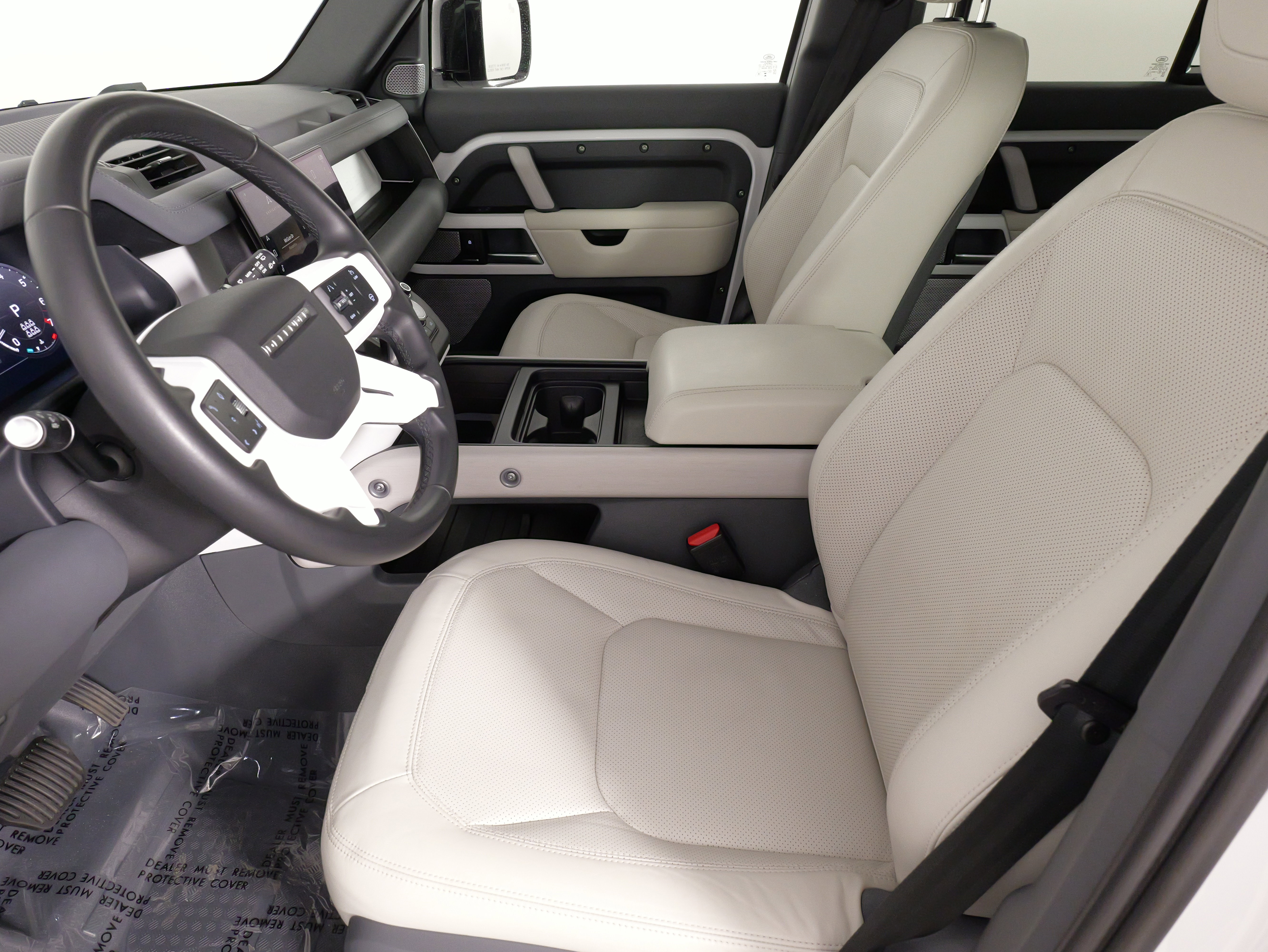 Used 2023 Land Rover Defender 130 S image 29