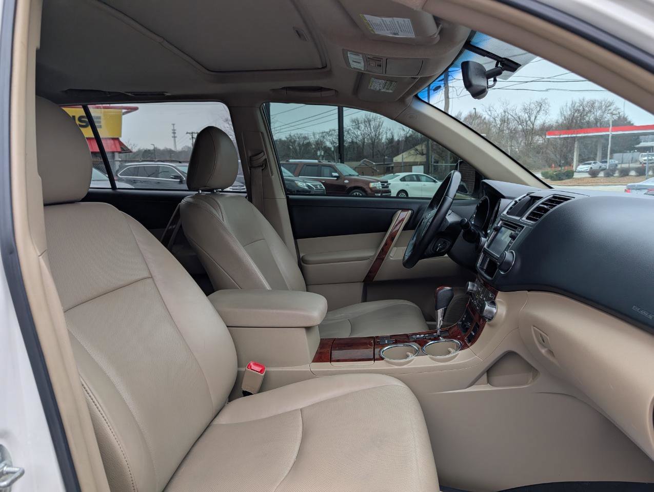 Used 2013 Toyota Highlander Limited image 20