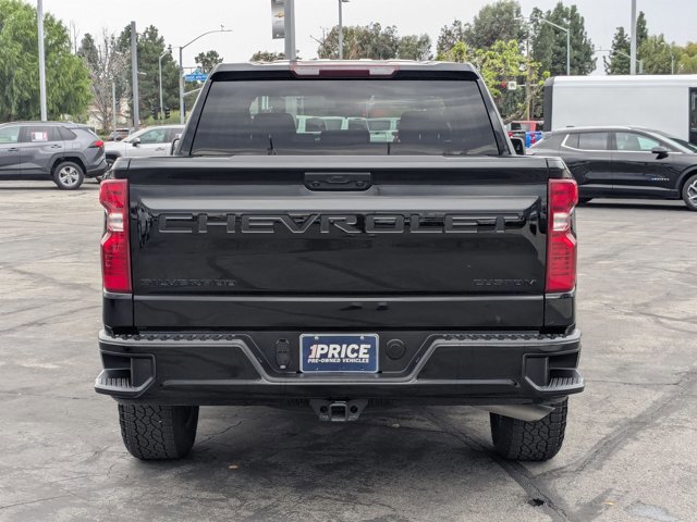 Certified 2024 Chevrolet Silverado 1500 Custom w/ Turbomax Blackout Package image 7