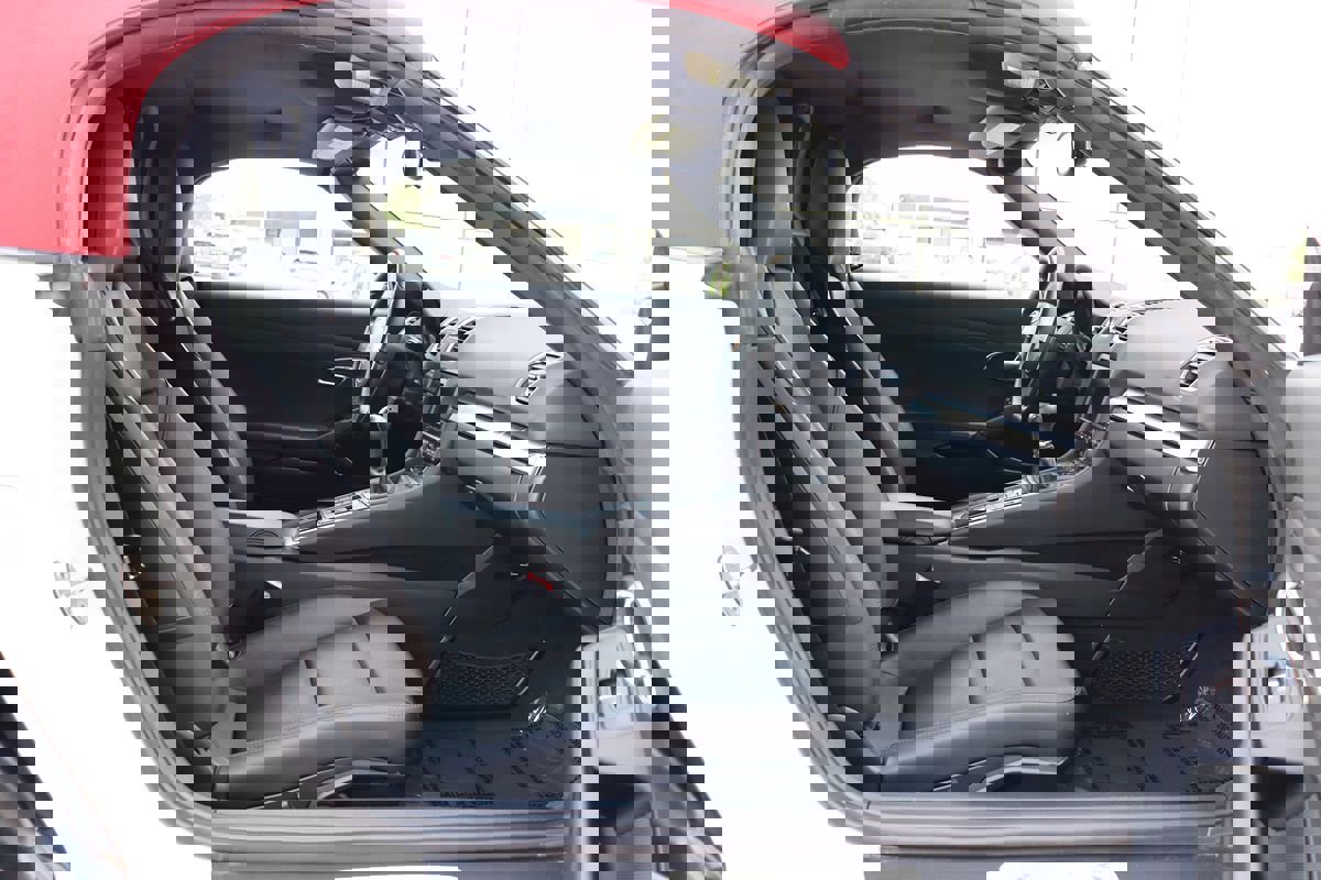 Used 2016 Porsche Boxster S image 29