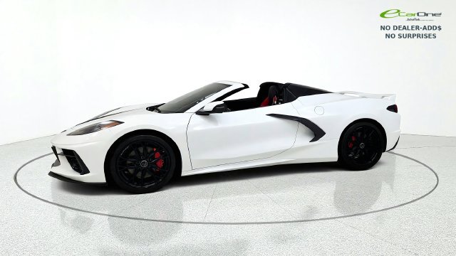 Used 2024 Chevrolet Corvette Stingray Premium Conv w/ Z51 Performance Package RWD image 4