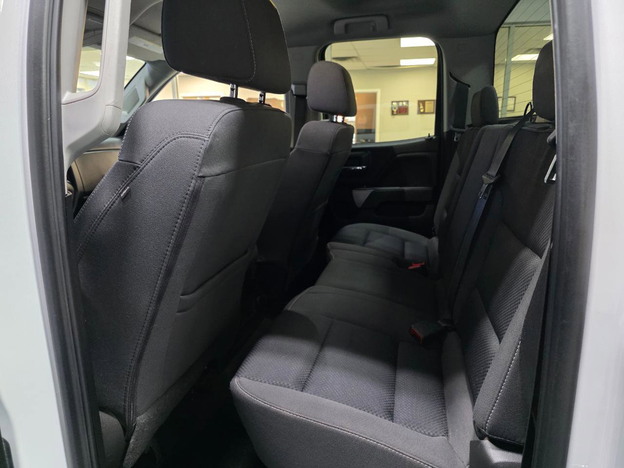 Used 2018 Chevrolet Silverado 1500 LT w/ All Star Edition image 19