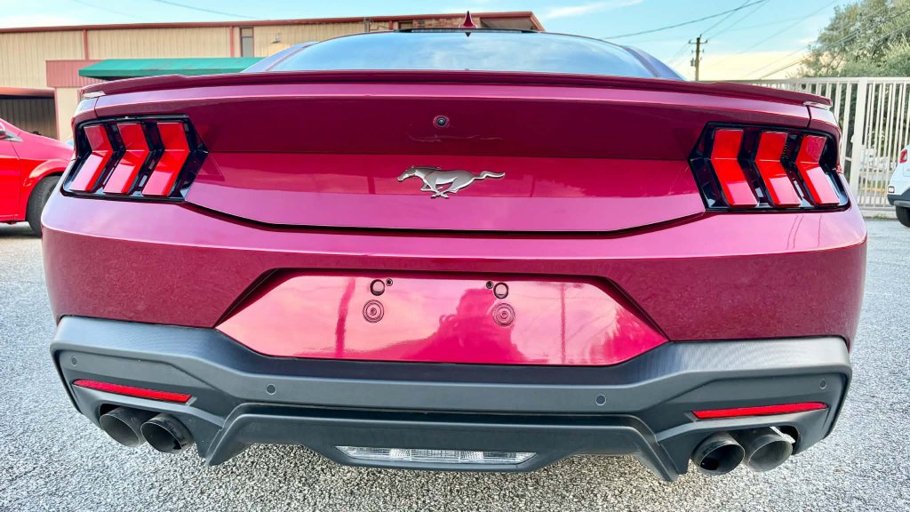 Used 2026 Ford Mustang Premium RWD image 6